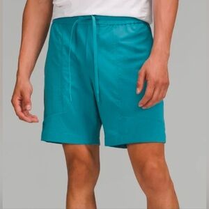 🎉HOST PICK🎉 NWT Lululemon Men’s Bowline Short 8” size M